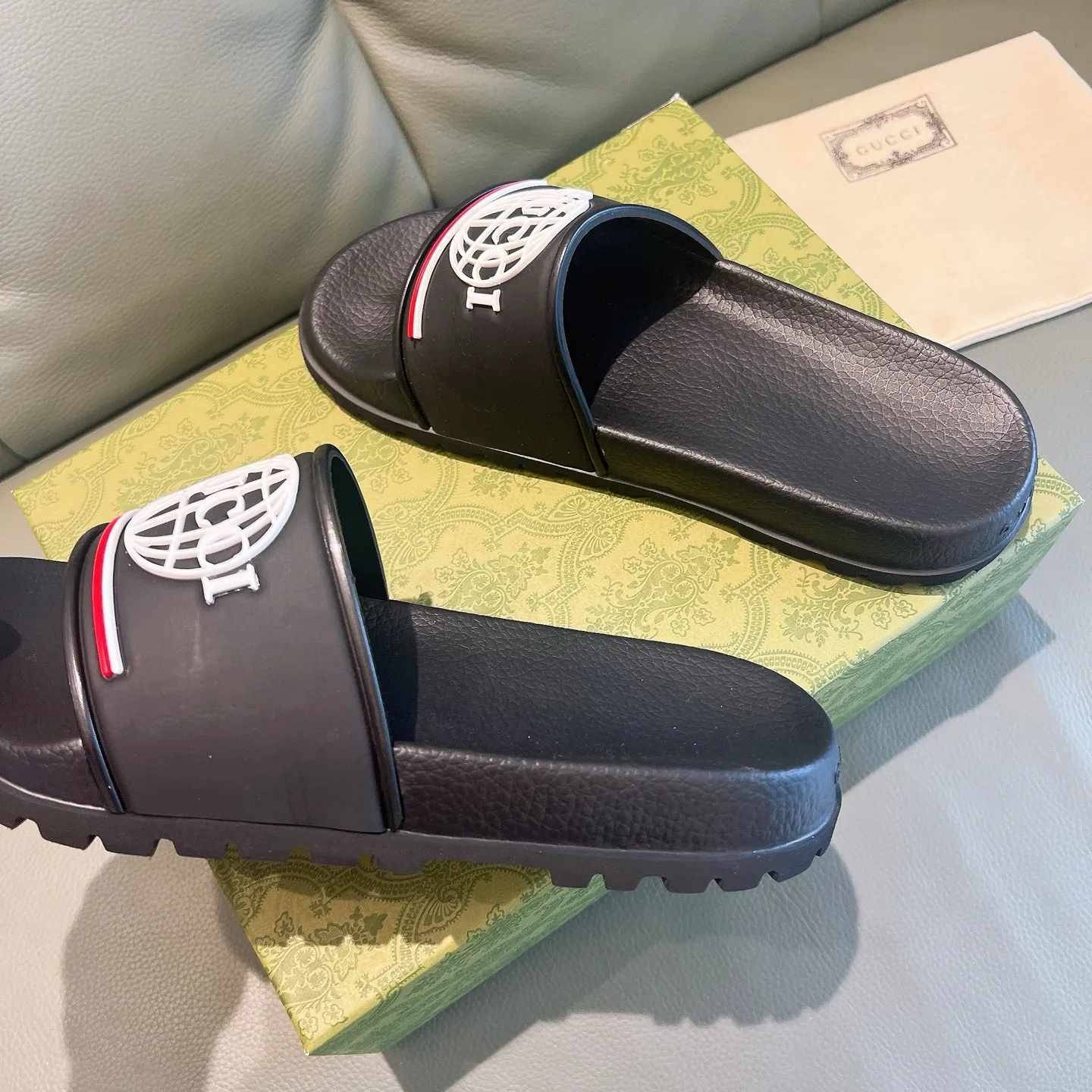 Men's Men's Shoes 130🐮🐮Gucci Gucci Slippers Gucci 2024 latest beach sandals slippers Original molding double G LOGO Original molding consistent Outsole: Men's Men's Shoes u double-layer outsole Size: 35-46